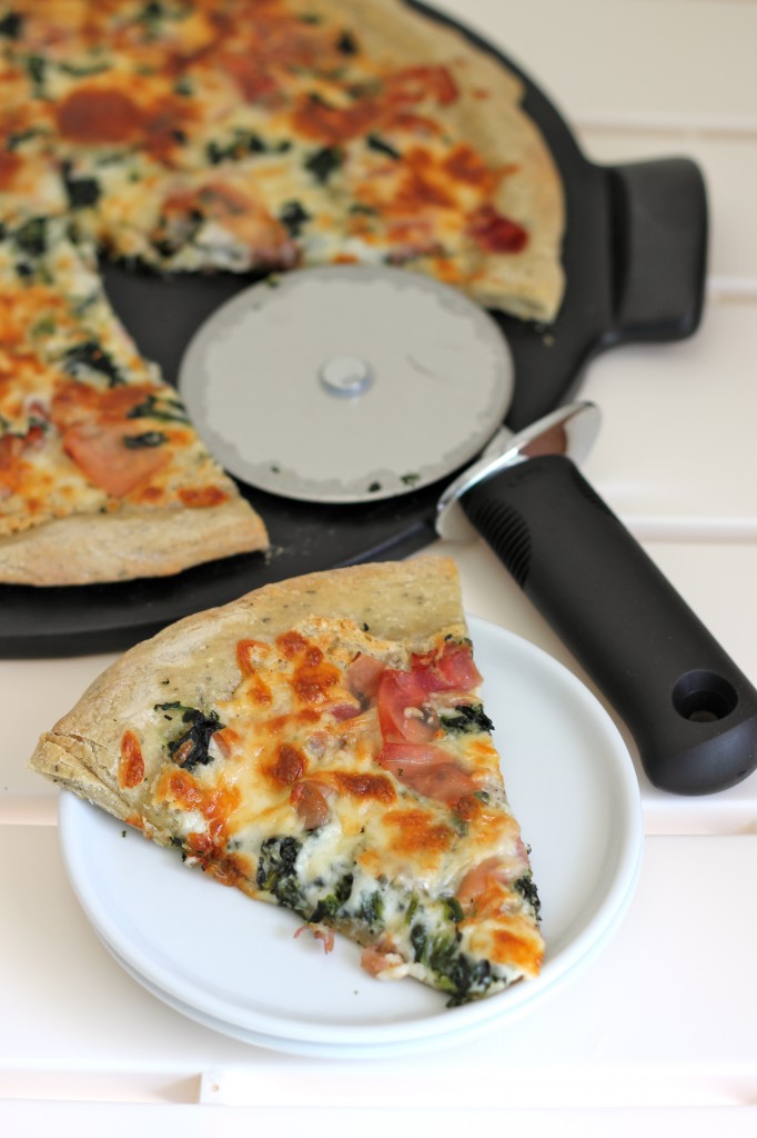 Spinach Prosciutto Alfredo Pizza - A fancy, schmancy pizza that's actually so easy to make right at home!