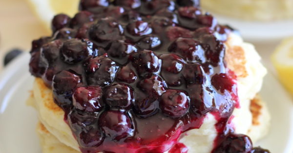 Lemon Ricotta Pancakes With Blueberry Sauce Damn Delicious