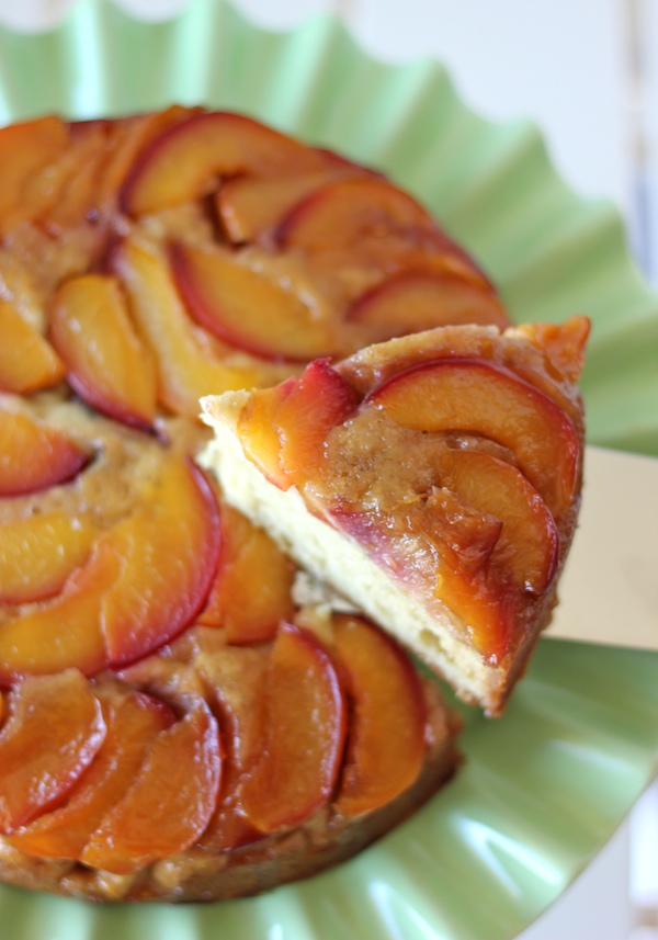 Nectarine Upside-Down Cake - A vibrant cake with fresh nectarines drenched in sweet, buttery goodness!