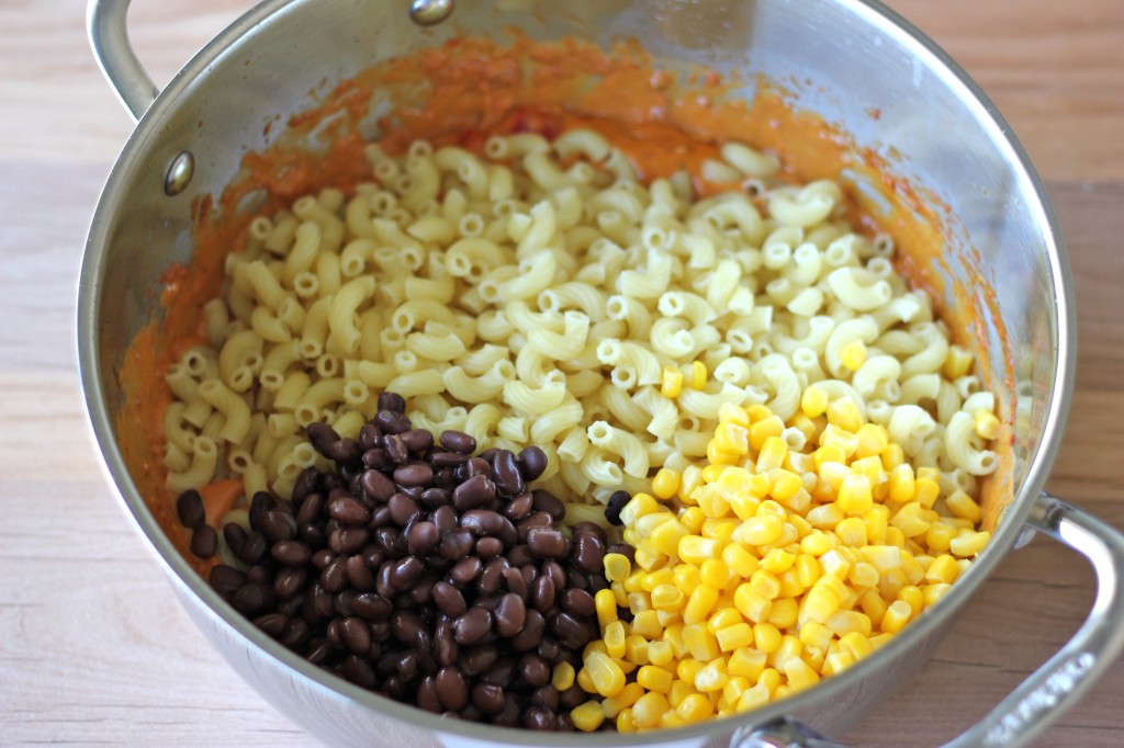 Chorizo Mac and Cheese - A fun tex-mex twist on the traditional mac and cheese that the whole family will love!