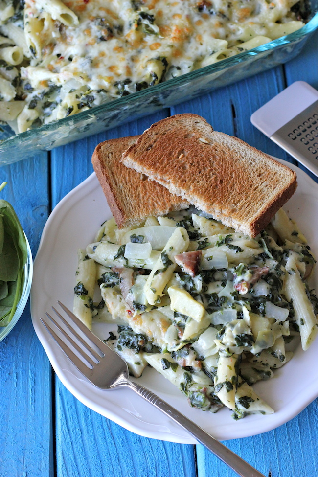 Spinach and Artichoke Dip Pasta - All the flavors of the cheesy, creamy dip in pasta form!