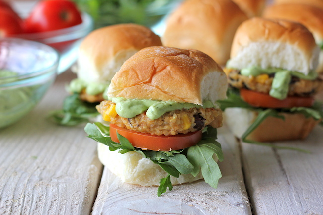 Southwest Quinoa Sliders with Avocado Cream Sauce - Healthy, hearty and such a crowd-pleaser!