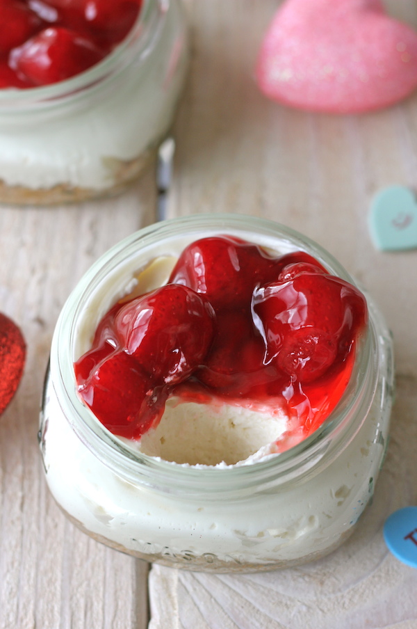 Individual Strawberry Cream Pie - An unbelievably creamy no-bake pie in single serving jars for a beautiful presentation!