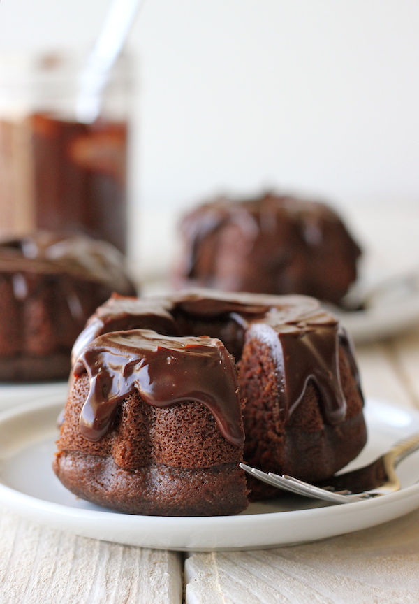 The Best Vegan Chocolate Cake - Nora Cooks