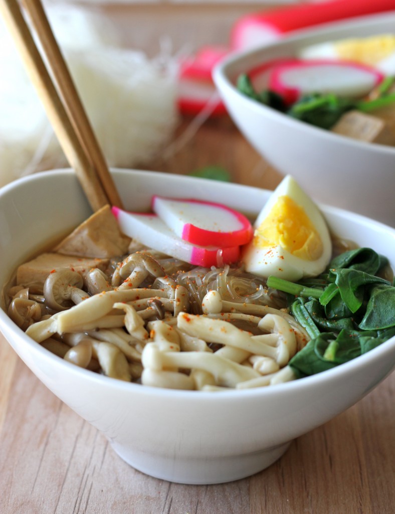 Miso Soup with Vermicelli, Mushrooms and Tofu