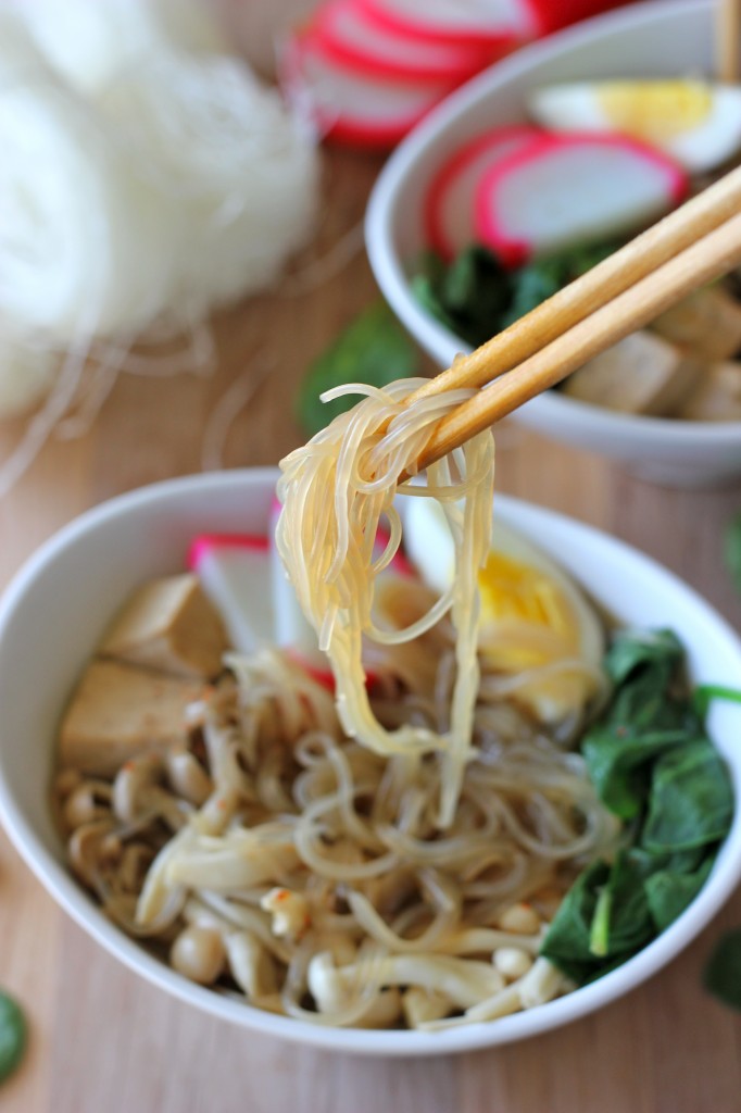 Miso Soup with Vermicelli, Mushrooms and Tofu