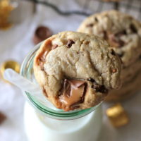 Brown Butter Rolo Toffee Chocolate Chip Cookies