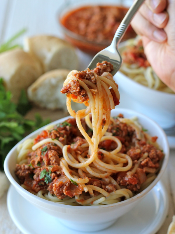 Bolognese Sauce - Homemade ragu that tastes so much better than the bottled stuff!