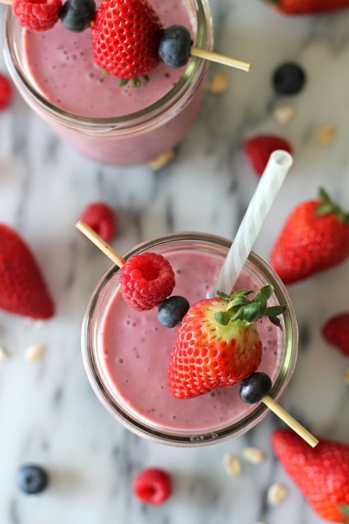 Greek Yogurt Smoothie with Strawberry Banana