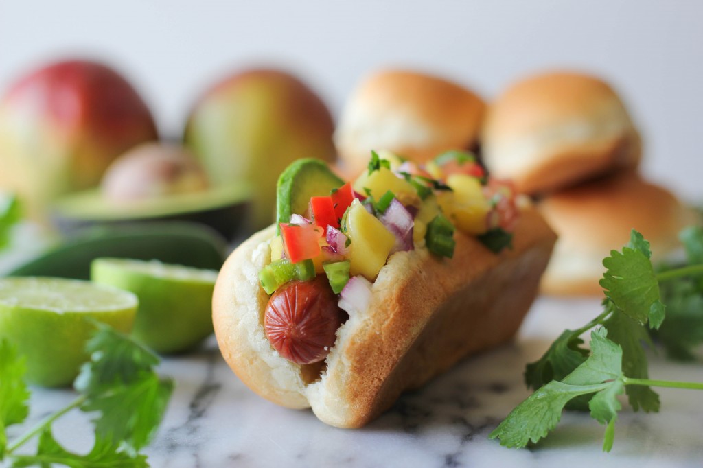 Hawaiian Hot Dogs with Mango Salsa - A simple, yet refreshing summer hot dog loaded with a spicy mango salsa!