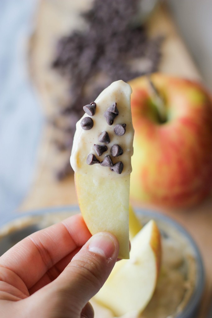 Cinnamon Apple Dippers - The perfect afternoon snack!