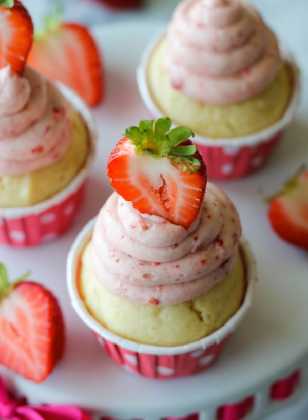 Strawberry Shortcake Cupcakes Damn Delicious