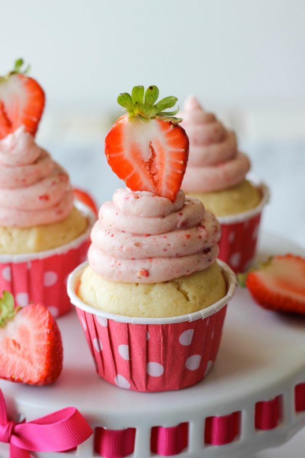 Strawberry Shortcake Cupcakes Damn Delicious