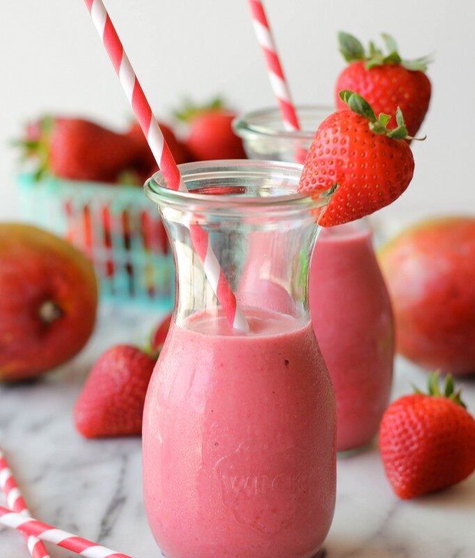 Berry Veggie Mango Smoothie