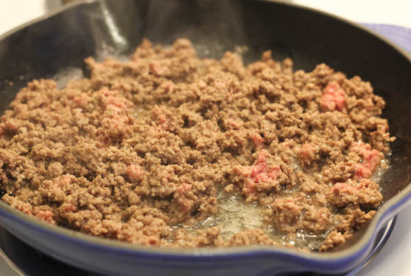 Korean Beef Bowl - Tastes like Korean BBQ and is on your dinner table in just 15 min start to finish! It doesn't get any easier than this!