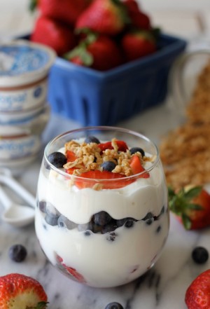 Greek Yogurt Berry Parfaits - Damn Delicious