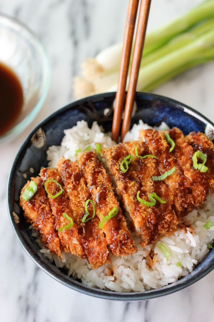 Tonkatsu (Japanese Pork Cutlet) - Damn Delicious