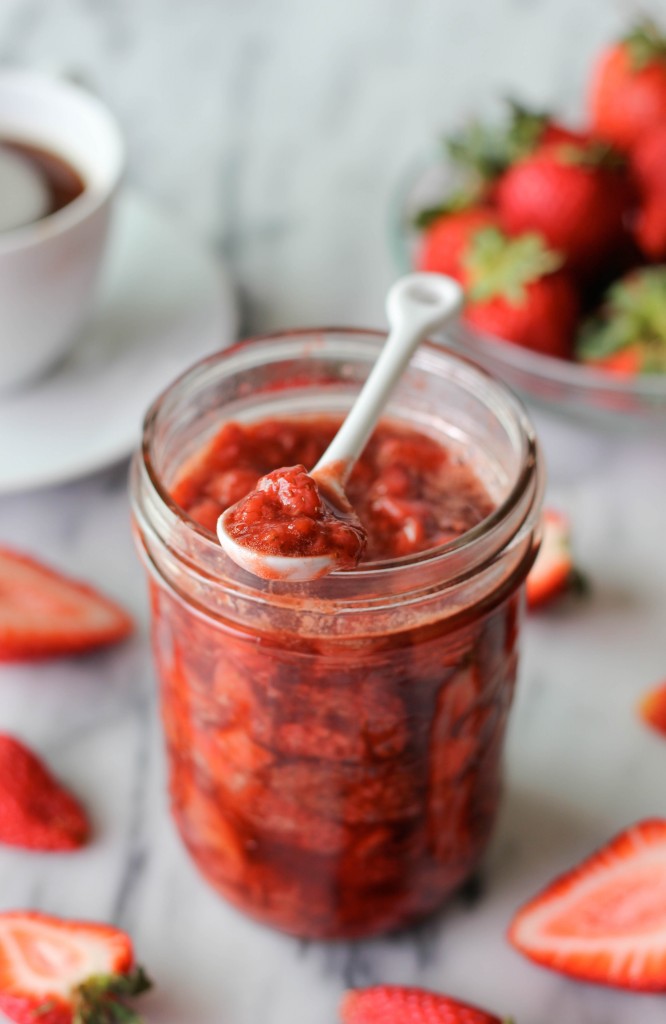 Strawberry Balsamic Jam - A thick and sweet strawberry jam with a tangy balsamic kick - perfect for your morning toast!