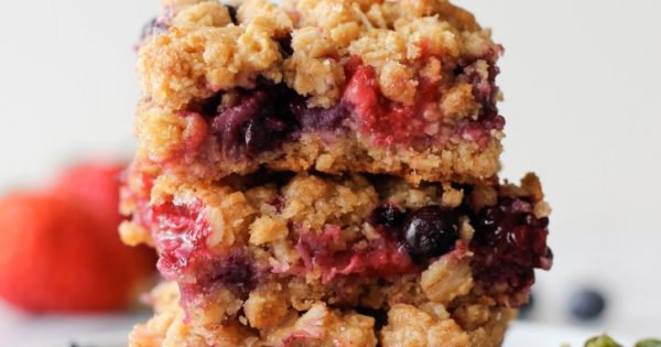 Berry Medley Oatmeal Crumb Bars Damn Delicious