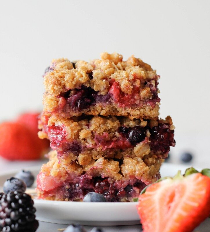 Berry Medley Oatmeal Crumb Bars