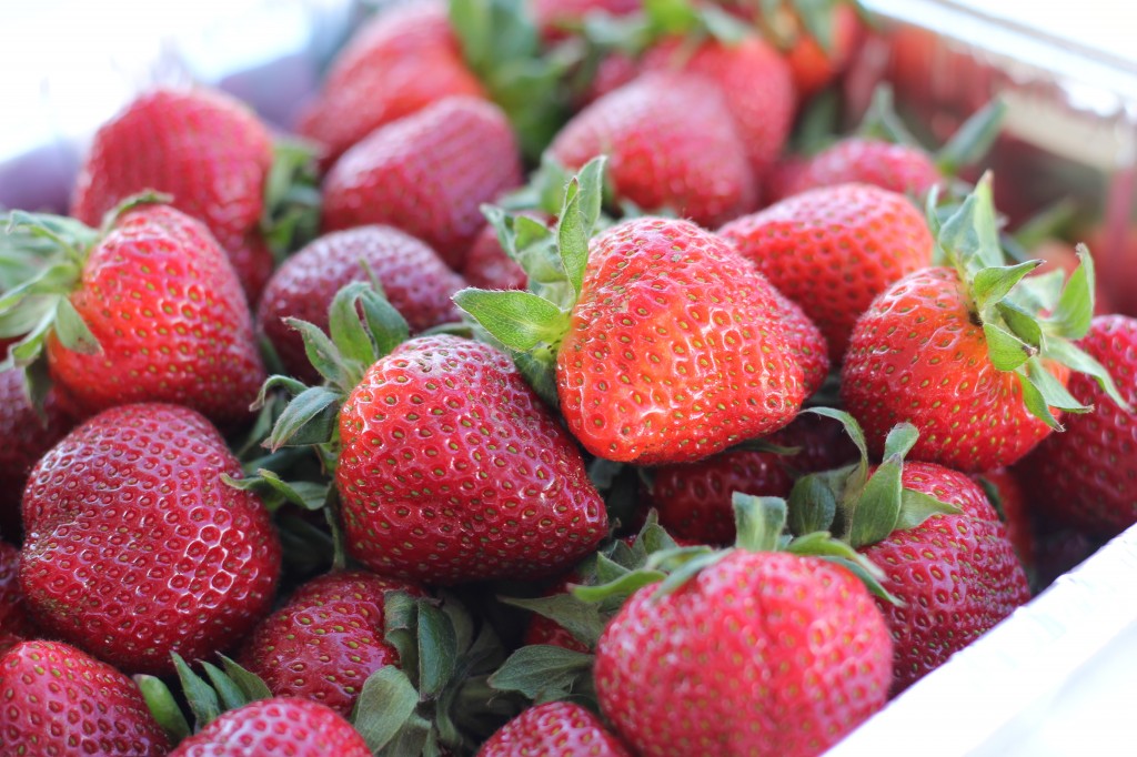 Strawberry Balsamic Jam - A thick and sweet strawberry jam with a tangy balsamic kick - perfect for your morning toast!