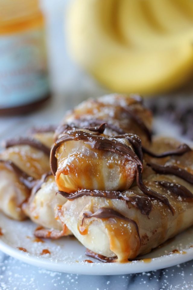 {Baked} Cinnamon Sugar Banana Lumpia Damn Delicious