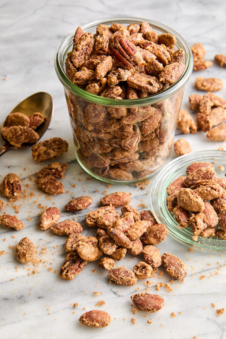 Cinnamon Sugar Candied Nuts - You won't believe how easy this is to make, and it's the perfect budget-friendly gift for family and friends!