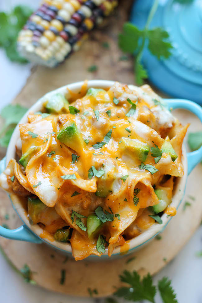 Enchilada Pasta - All the flavors of cheesy enchiladas are tossed together in this quick and easy pasta dish!