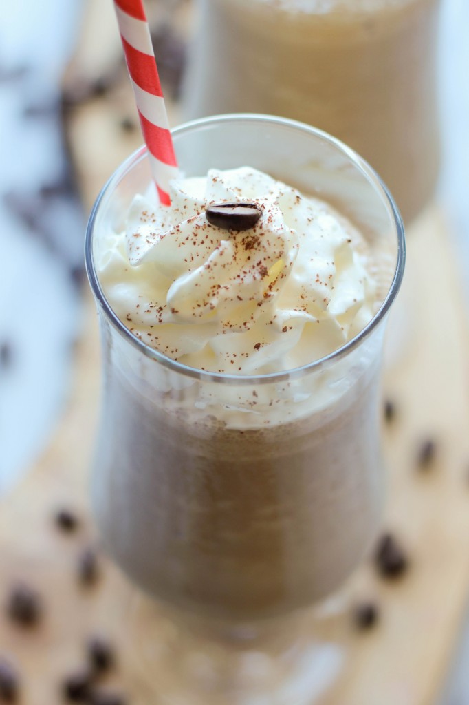 Kahlua Mocha Milkshake - Coffee, chocolate and booze all in one glorious milkshake that comes together in less than 5 min!
