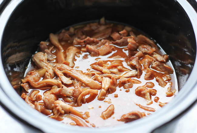 Slow Cooker Honey Sesame Chicken - Simply throw everything in the crockpot for a quick and easy, no-fuss, family-friendly meal!