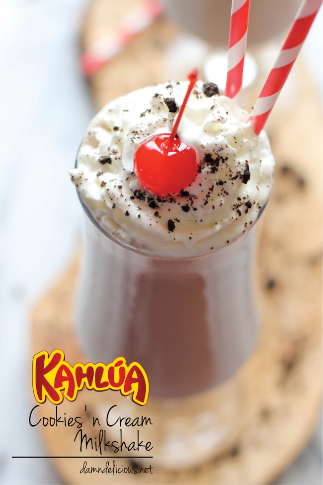 Kahlua Cookies and Cream Milkshake - An indulgent and creamy 5-min spiked Oreo milkshake that will knock your socks off!
