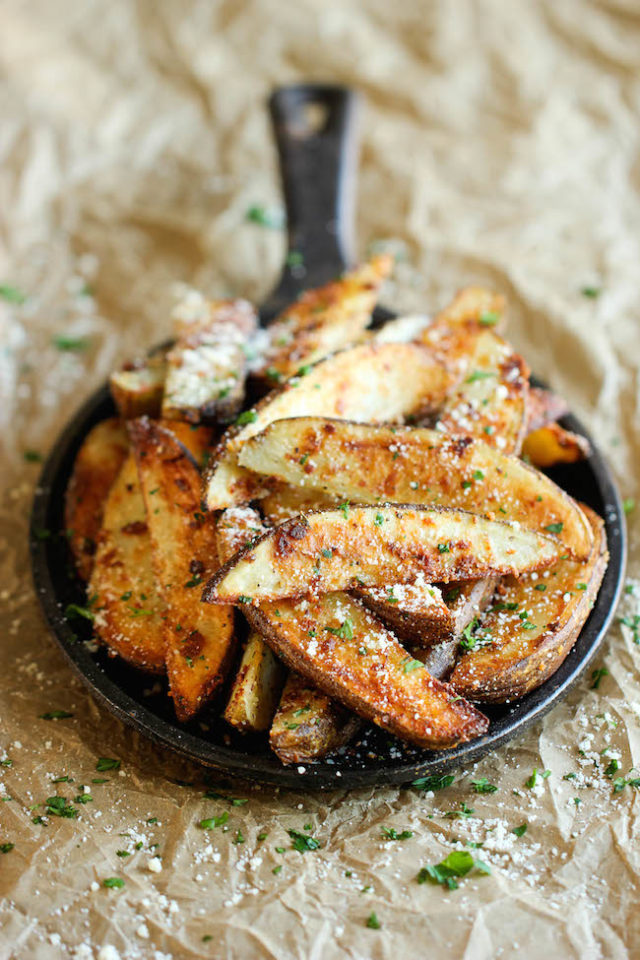 Garlic Parmesan Fries - Damn Delicious