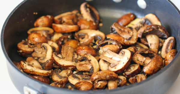 Garlic Mushroom Quinoa Damn Delicious