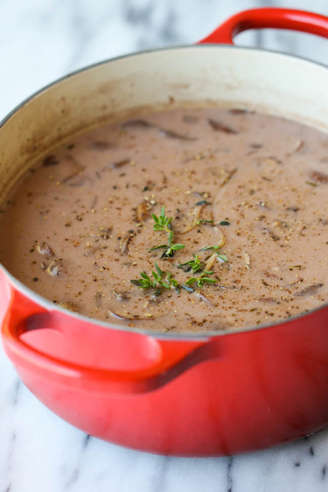 Homemade Cream of Mushroom Soup - The creamiest mushroom soup that tastes like the canned stuff but it's healthier, creamier and tastier!