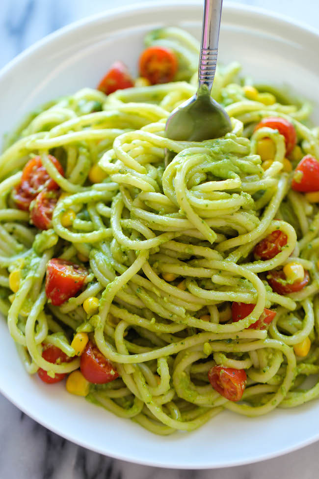 Avocado Pasta - The easiest, most unbelievably creamy avocado pasta. And it'll be on your dinner table in just 20 min!