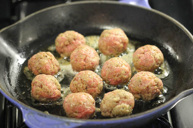 Salisbury Steak Meatballs - Easy, simple and so comforting. It's so good, the family will be begging for seconds and thirds!