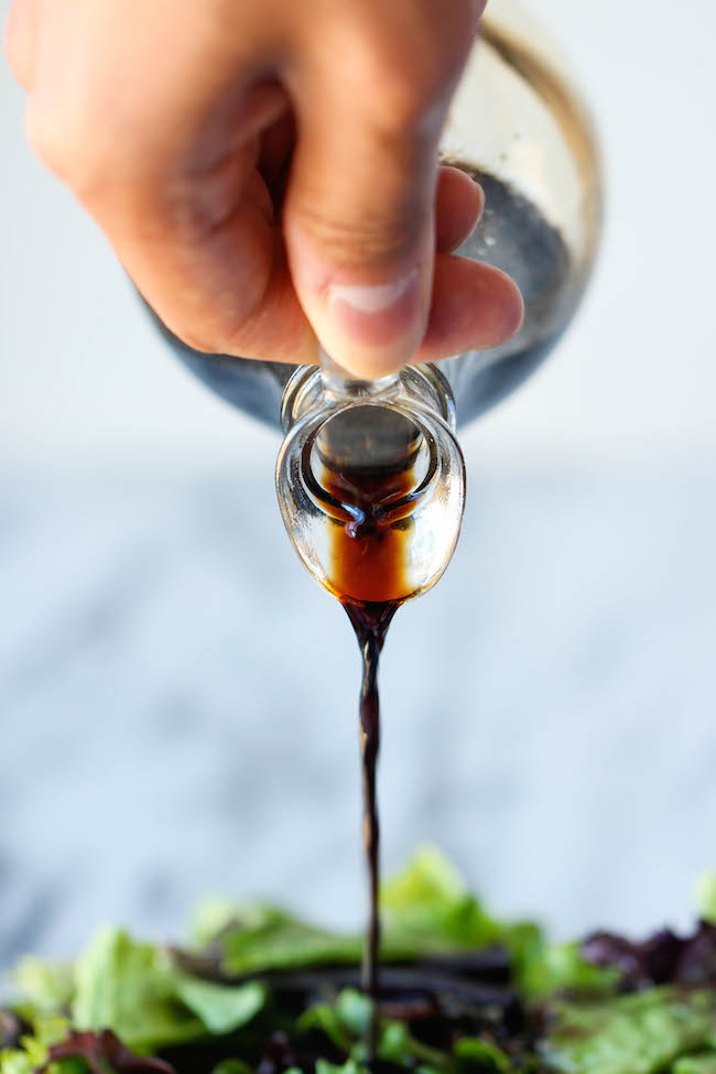 Homemade Balsamic Vinaigrette - Why get store-bought dressing when you can make this in 5 min? Doesn't get easier (or cheaper) than that!
