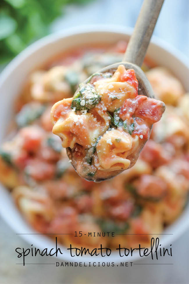 Spinach Tomato Tortellini - The most unbelievably creamy tortellini you will make in just 15 min. Doesn't get easier or tastier than that!