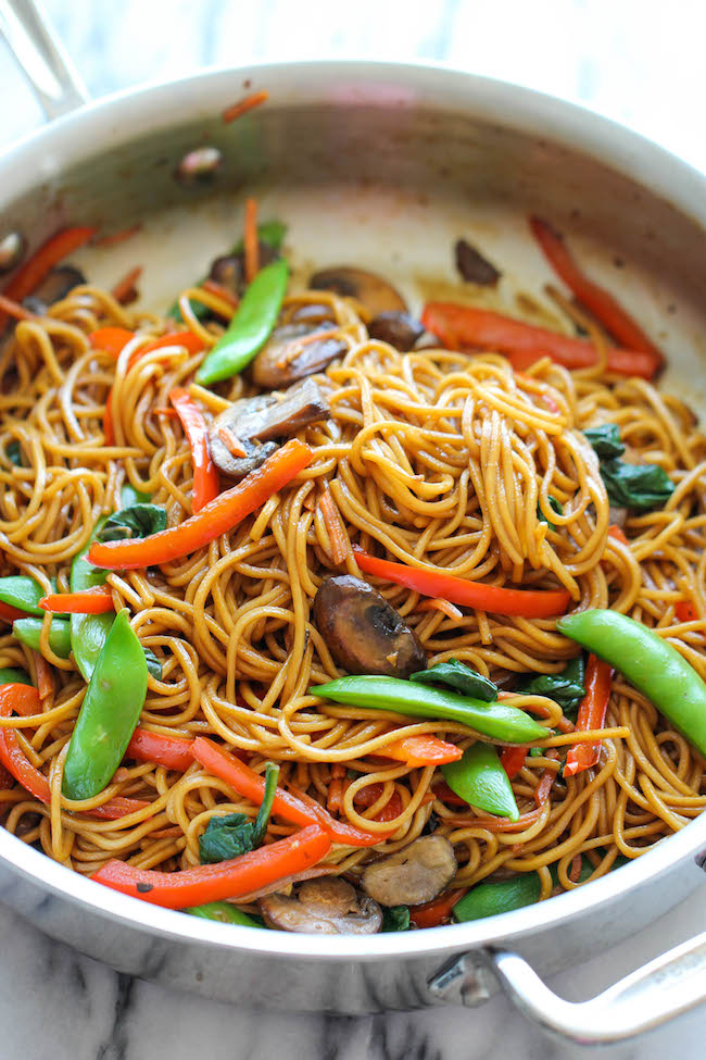 Easy Lo Mein - The easiest lo mein you will ever make in 15 min from start to finish. And it’s so much quicker, tastier and healthier than take-out!