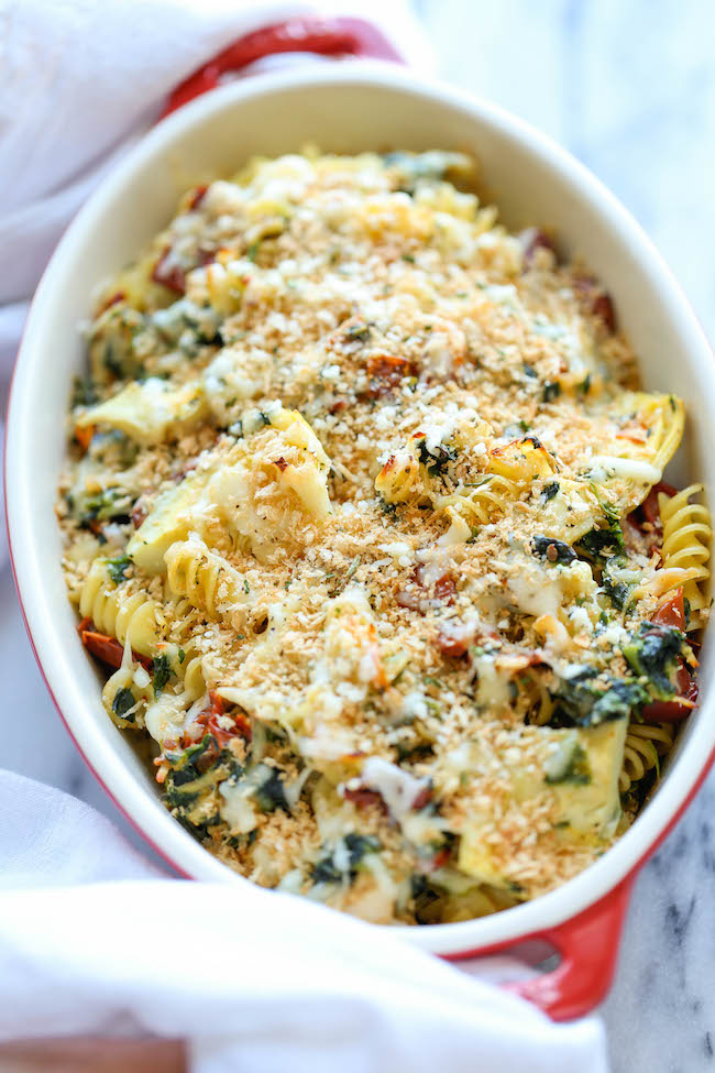 Chicken Florentine Artichoke Bake - An easy weeknight casserole with chicken, artichokes, spinach and sun-dried tomatoes - and all you need is 10 min prep!