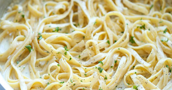 One Pot Garlic Parmesan Pasta Damn Delicious