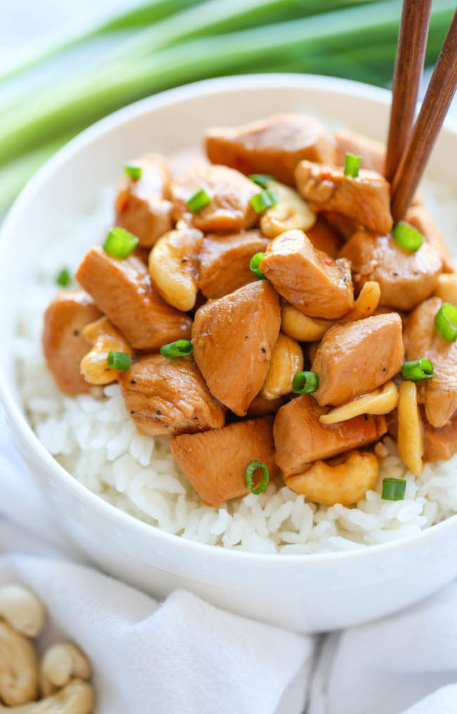 Slow Cooker Cashew Chicken - Damn Delicious