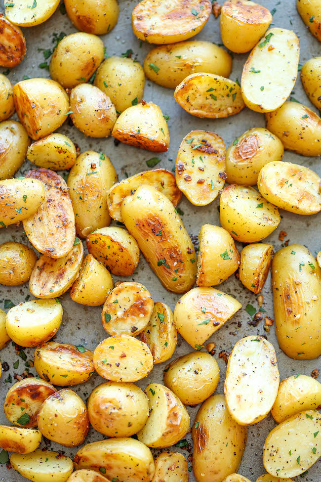 Garlic Ranch Potatoes - The best and easiest way to roast potatoes with garlic and ranch. After this, you'll never want to roast potatoes any other way!