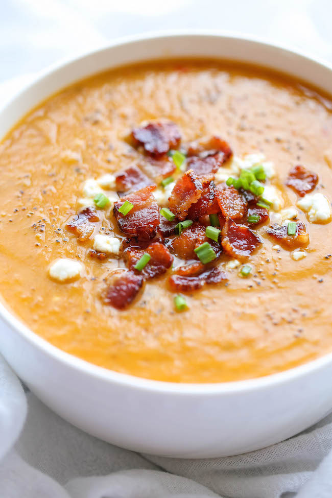 Roasted Butternut Squash and Bacon Soup - By far the best butternut squash soup ever, with the help of those crisp bacon bits blended right into the soup!