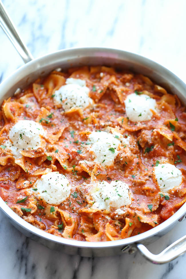 Dutch Oven Lasagna Recipe - Stovetop Lasagna - [VIDEO]