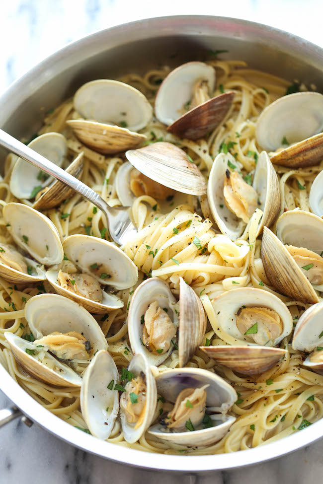 Easy Linguine With Clams Damn Delicious