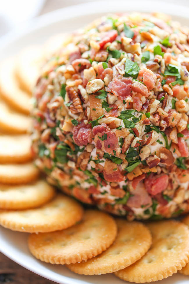 Bacon Ranch Cheese Ball - The best and easiest cheese ball that is sure to be a crowd-pleaser. You just can't go wrong with bacon and ranch together!