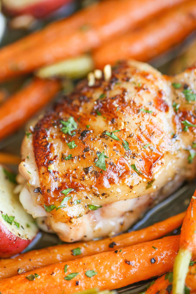 10 One Pan Chicken Recipes - Damn Delicious