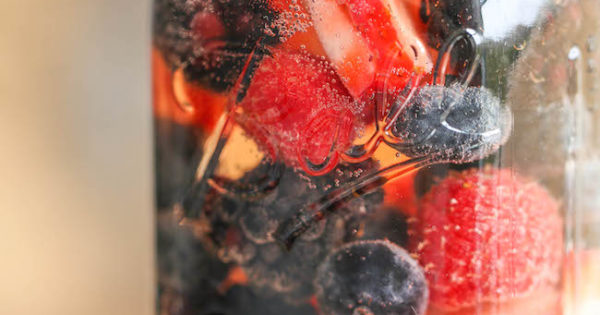 Easy Berry Sangria Damn Delicious
