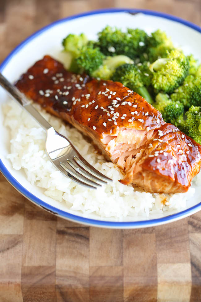 Teriyaki Salmon and Broccoli Bowls - Damn Delicious